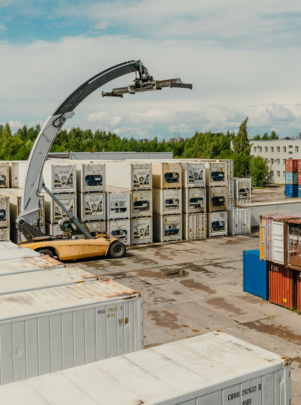 Хранение грузов в грузовом терминале